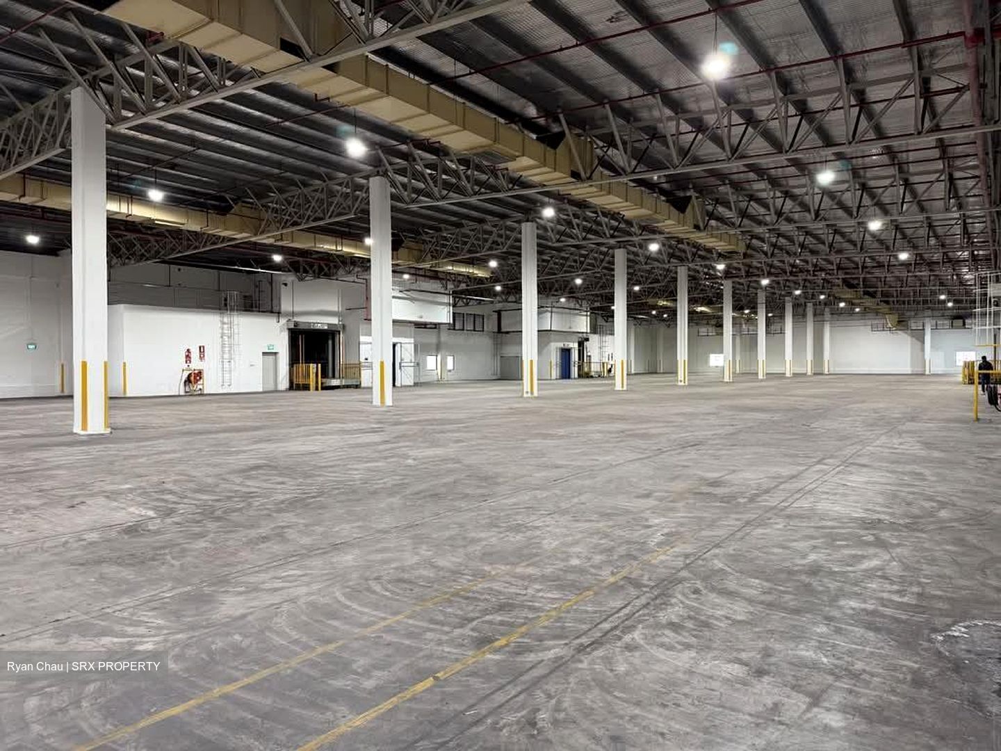 Jalan Terusan (D22), Warehouse #547890541